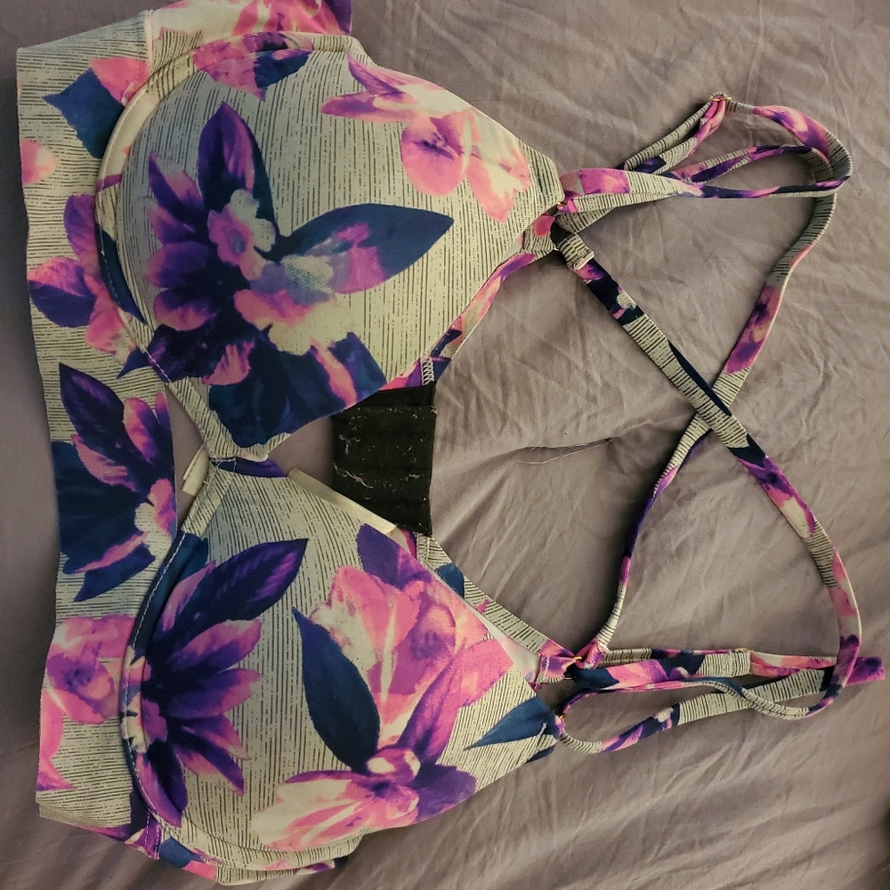 Victoria Secret bra